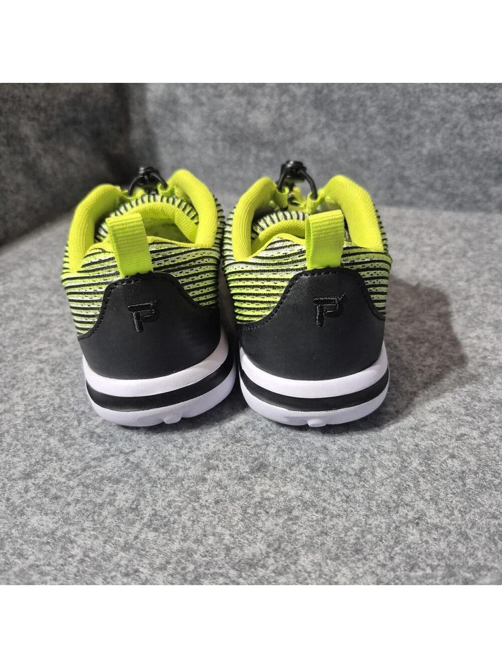 Prophet Women's Yellow/Black/White Striped Lace-Up Low Top Sneaker WAT042M